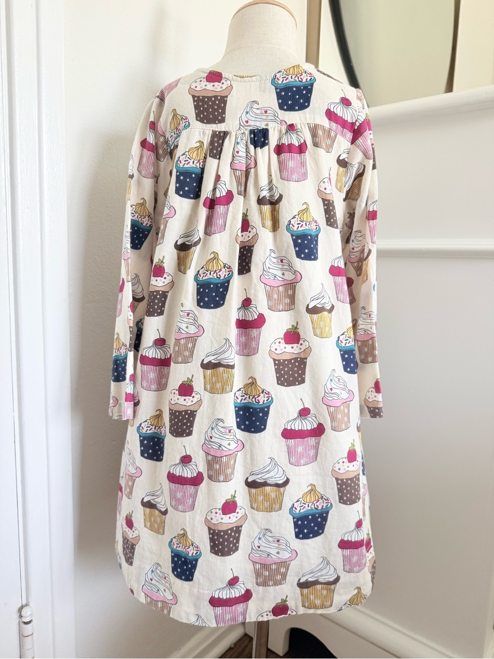 Pink Chicken Girls 5Y Cupcake Dessert Print Long Sleeve Dress Cream Pink - Picture 6 of 9